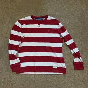 Burgundy and gray Tommy Hilfiger thermal extra large